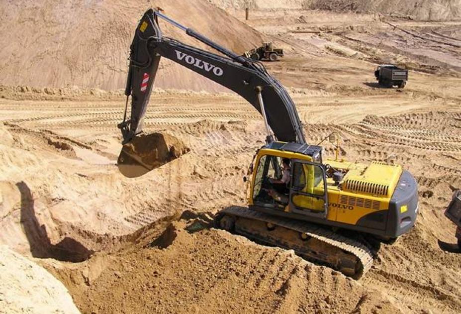 Прямые поставки сеяного песка из карьера